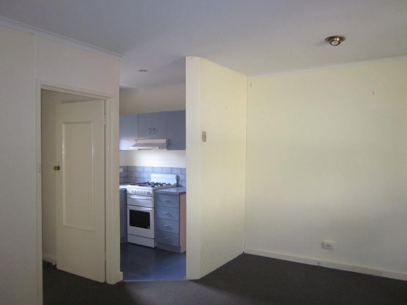 1/37 Grice Crescent, Essendon VIC 3040