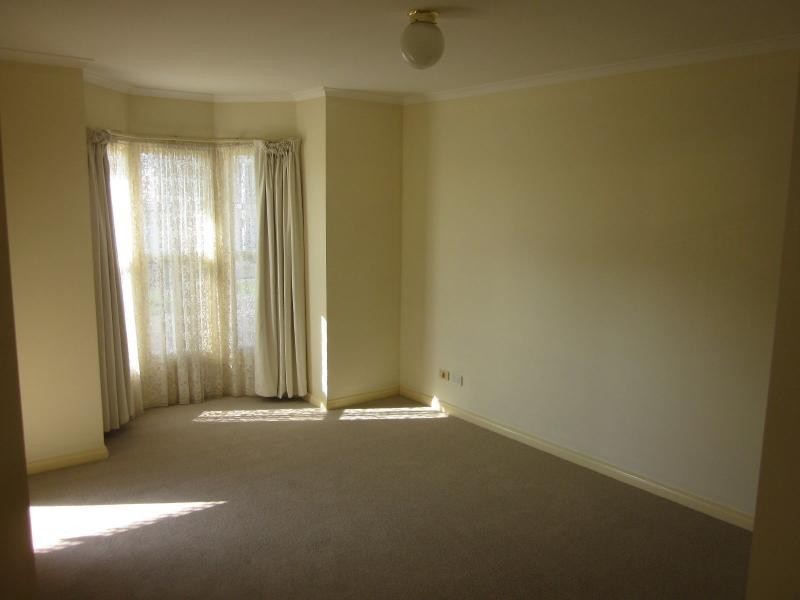 11 Central Park Avenue, Maribyrnong VIC 3032