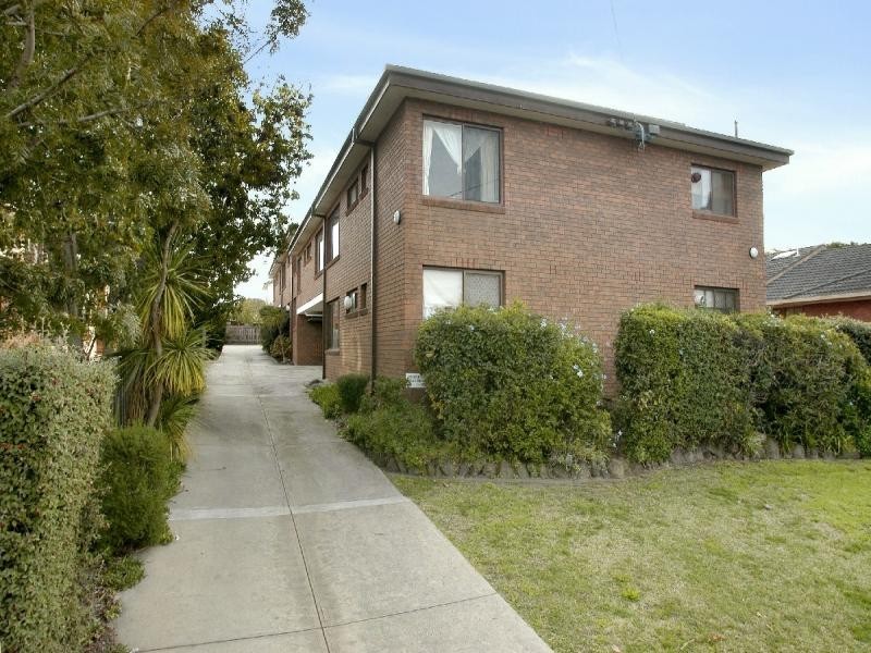 1/19 Ballater Street, Essendon VIC 3040