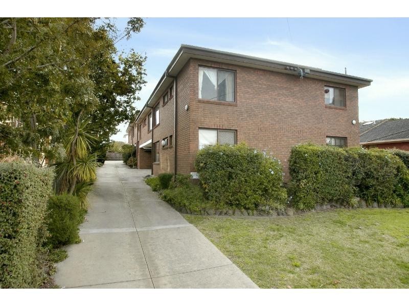 1/19 Ballater Street, Essendon VIC 3040