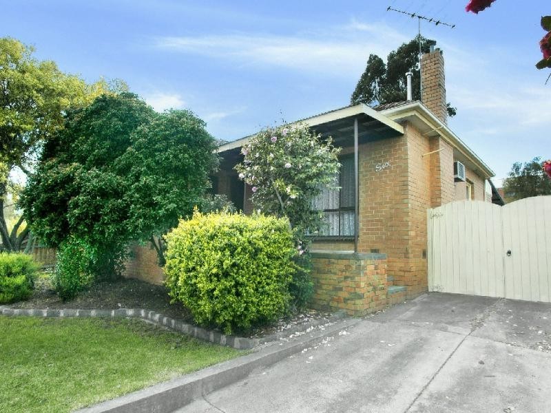 6 Grevillia Road, Oak Park VIC 3046