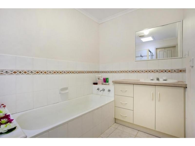 9 Douglas Street, Pascoe Vale VIC 3044