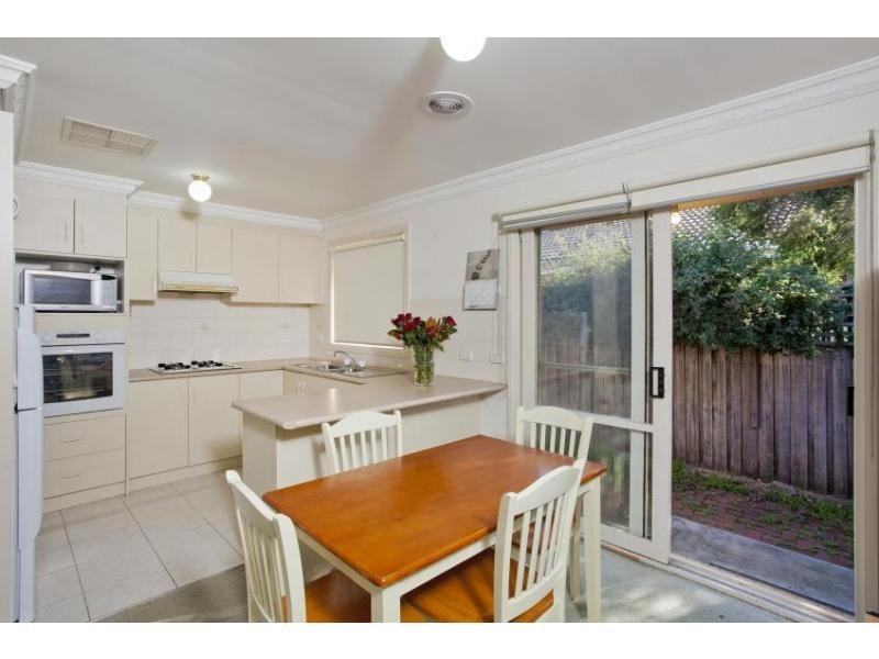 9 Douglas Street, Pascoe Vale VIC 3044