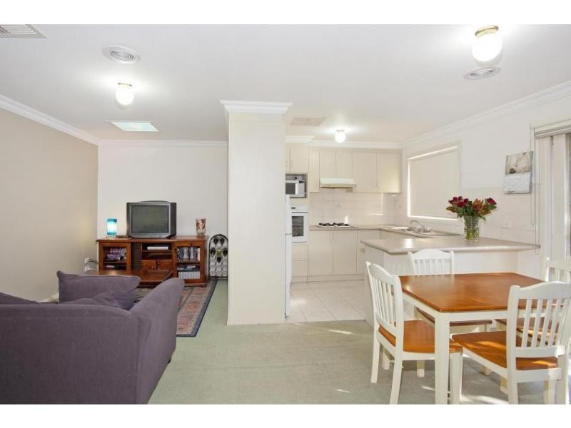 9 Douglas Street, Pascoe Vale VIC 3044