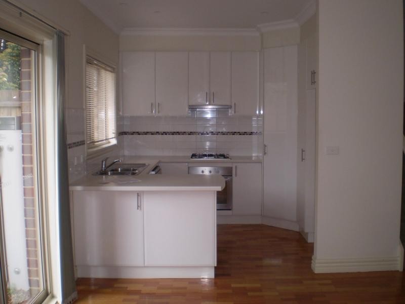 2/6 Bothwell Street, Pascoe Vale VIC 3044