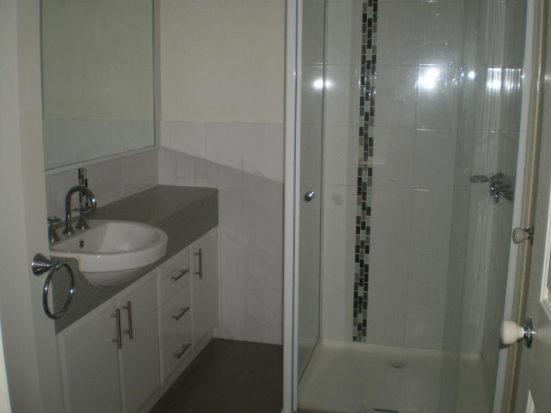 2/6 Bothwell Street, Pascoe Vale VIC 3044