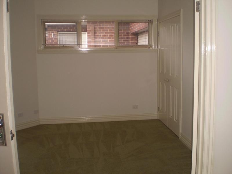 2/6 Bothwell Street, Pascoe Vale VIC 3044