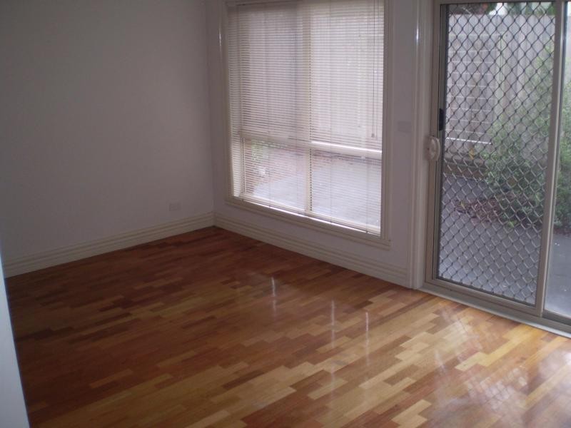 2/6 Bothwell Street, Pascoe Vale VIC 3044