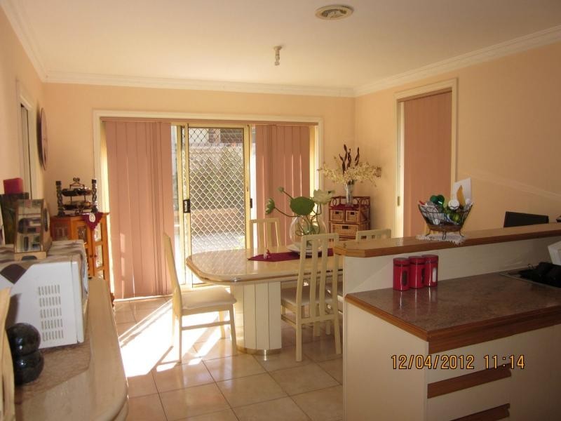 2/31 McNamara Avenue, Airport West VIC 3042