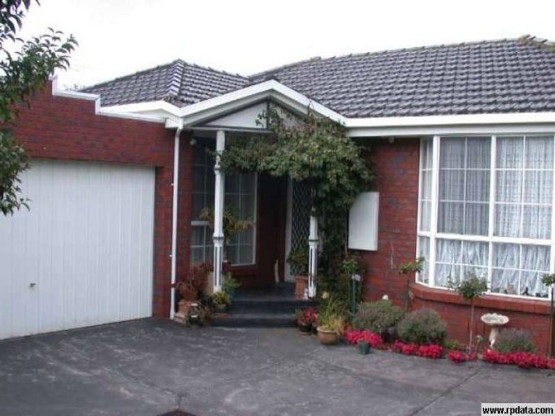 2/49 Roland Avenue, Strathmore VIC 3041