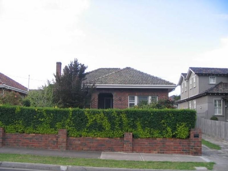 38 Glenbervie Road, Strathmore VIC 3041