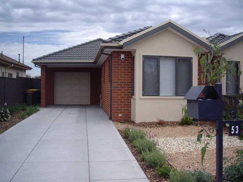 53 Elstone Avenue, Airport West VIC 3042