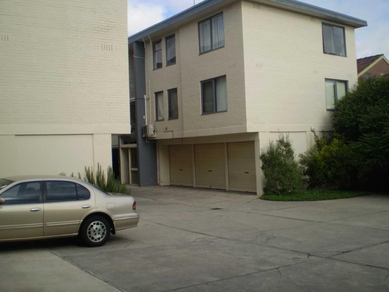 10/44 Passfield Street, Brunswick West VIC 3055