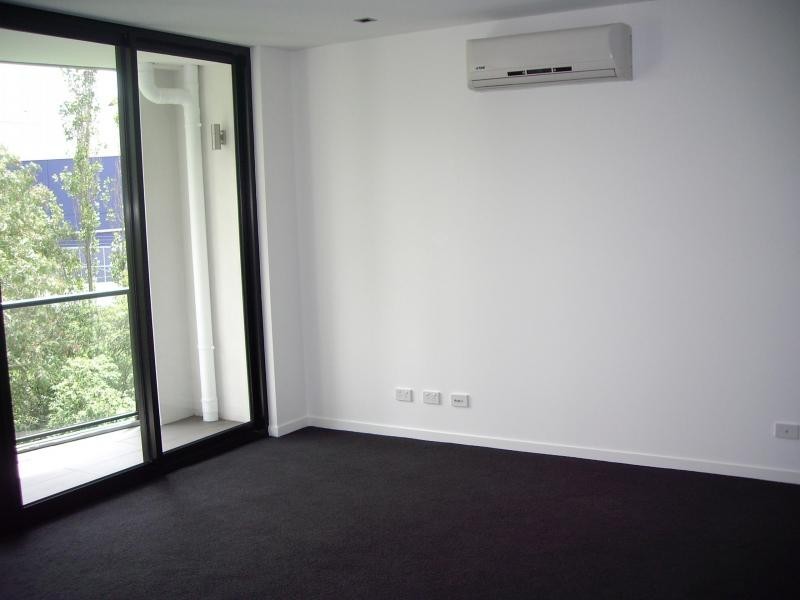 11/297 Pascoe Vale Road, Essendon VIC 3040