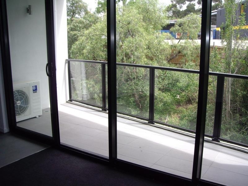 11/297 Pascoe Vale Road, Essendon VIC 3040
