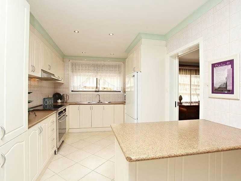 39 Bamford Avenue, Westmeadows VIC 3049