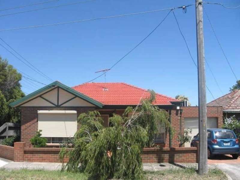 29 Curie Street, Oak Park VIC 3046