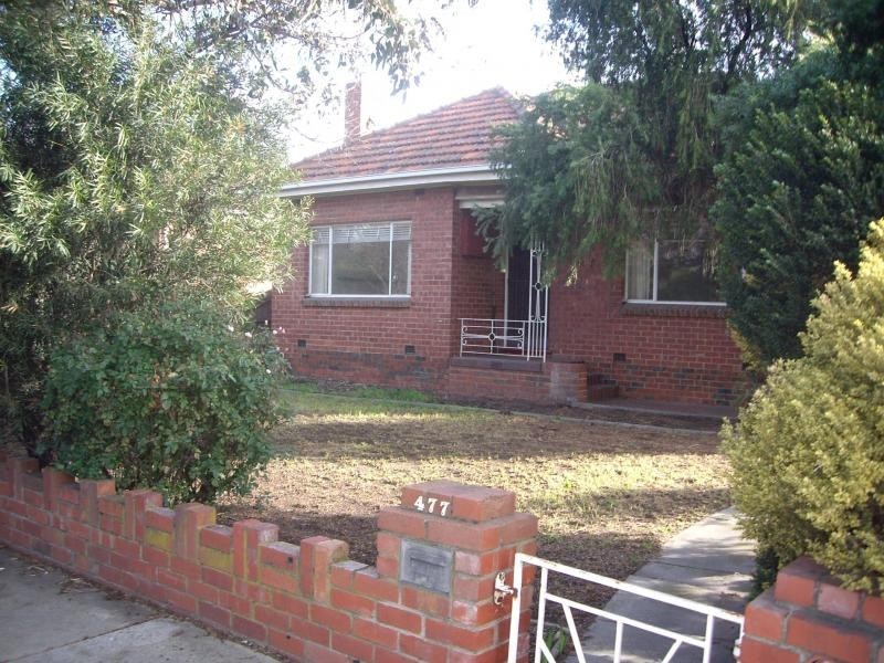 477 Pascoe Vale Road, Strathmore VIC 3041