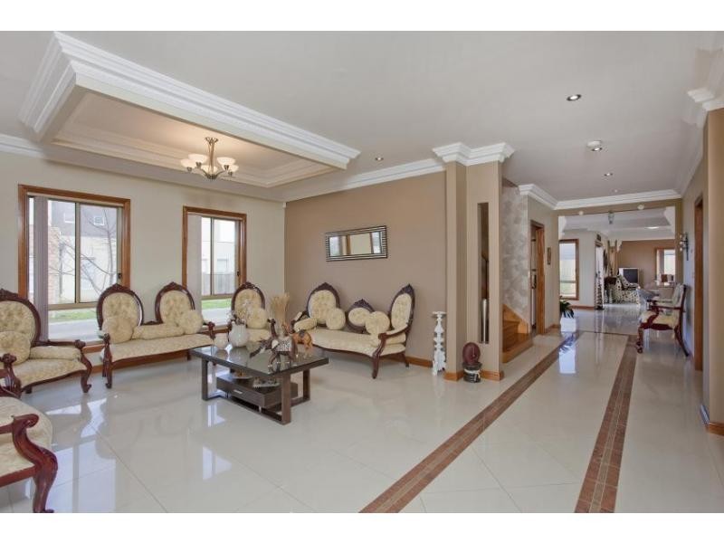 106 Royal Terrace, Craigieburn VIC 3064