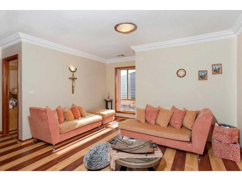 106 Royal Terrace, Craigieburn VIC 3064