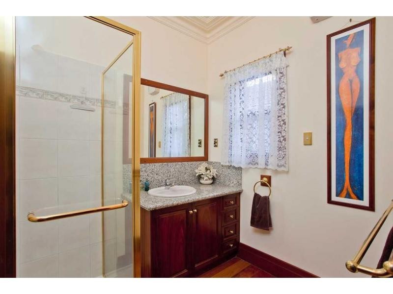 168 Napier Street, Essendon VIC 3040