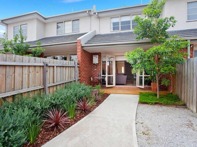 3/3-7 Nerissa Grove, Oak Park VIC 3046