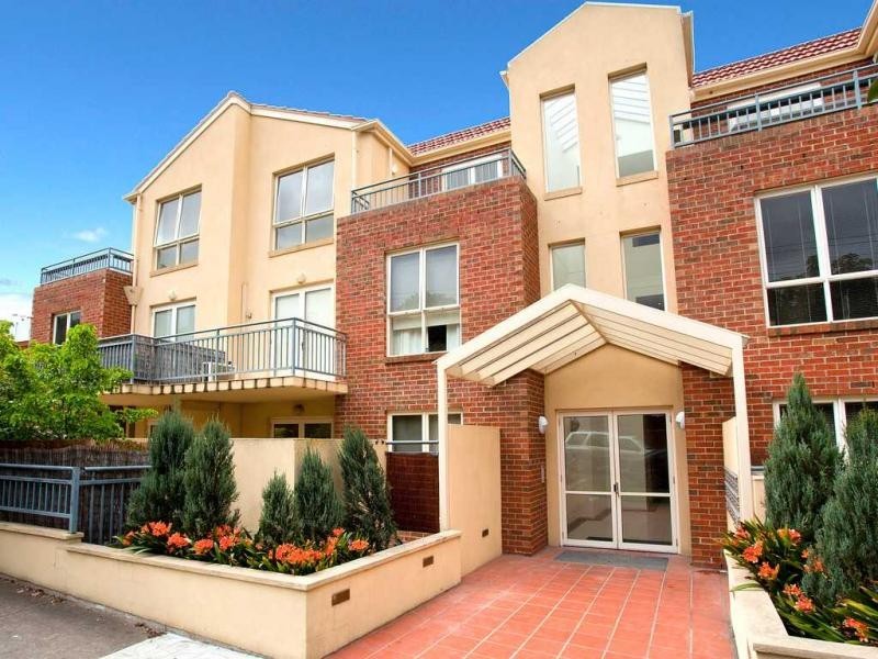 13/2 North Avenue, Strathmore VIC 3041