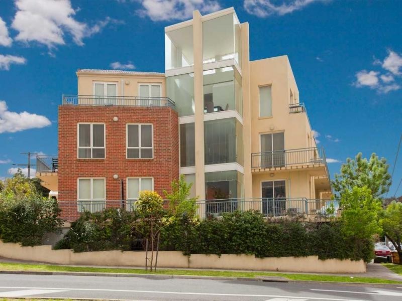 13/2 North Avenue, Strathmore VIC 3041