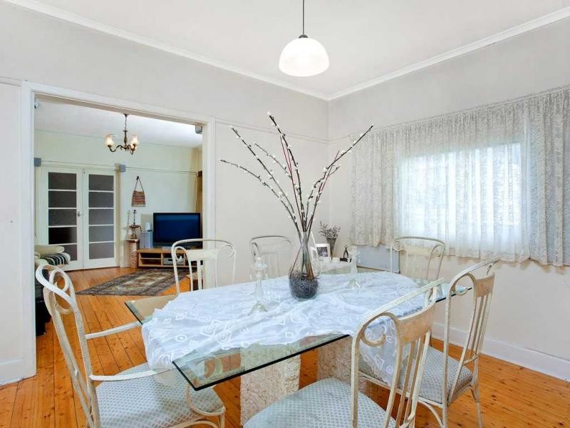 5 Main Street, Pascoe Vale VIC 3044