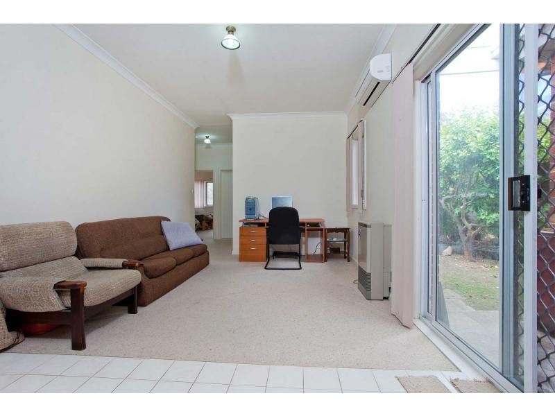 23 Grammar Street, Strathmore VIC 3041