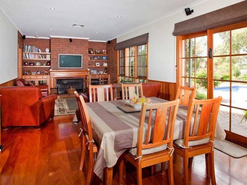 10 Galashiels Terrace, Greenvale VIC 3059