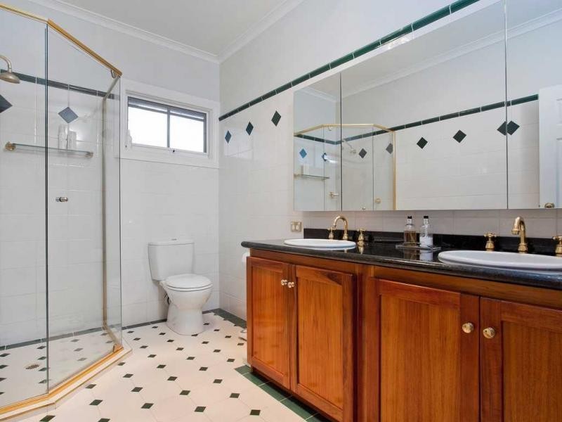 10 Galashiels Terrace, Greenvale VIC 3059