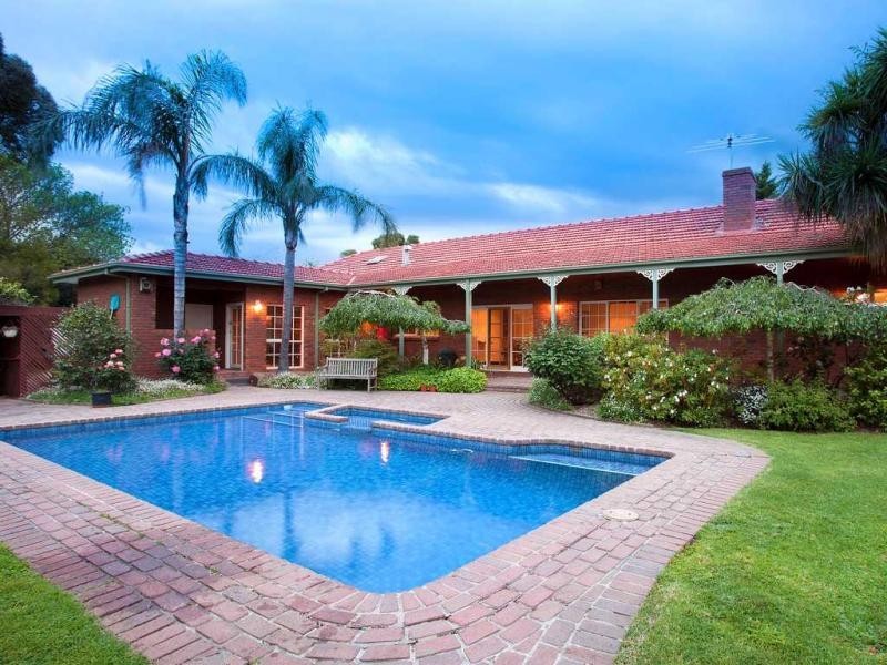 10 Galashiels Terrace, Greenvale VIC 3059