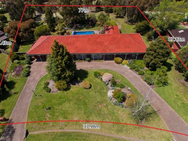 10 Galashiels Terrace, Greenvale VIC 3059