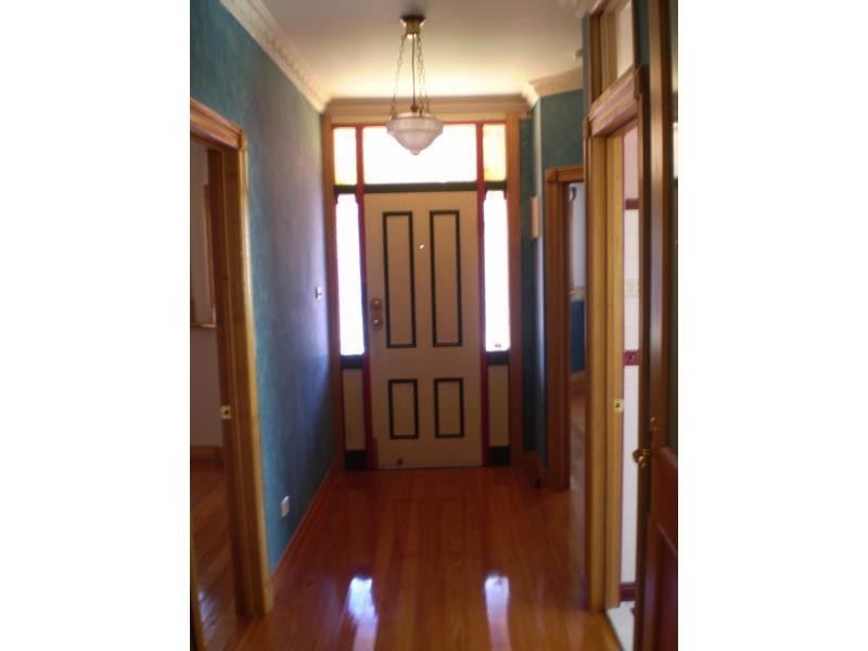 7 Kadana Street, Oak Park VIC 3046