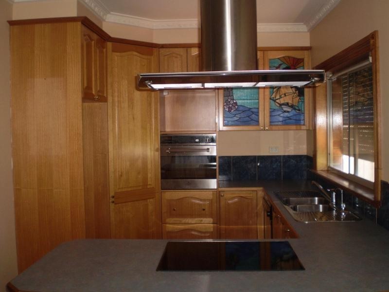 7 Kadana Street, Oak Park VIC 3046