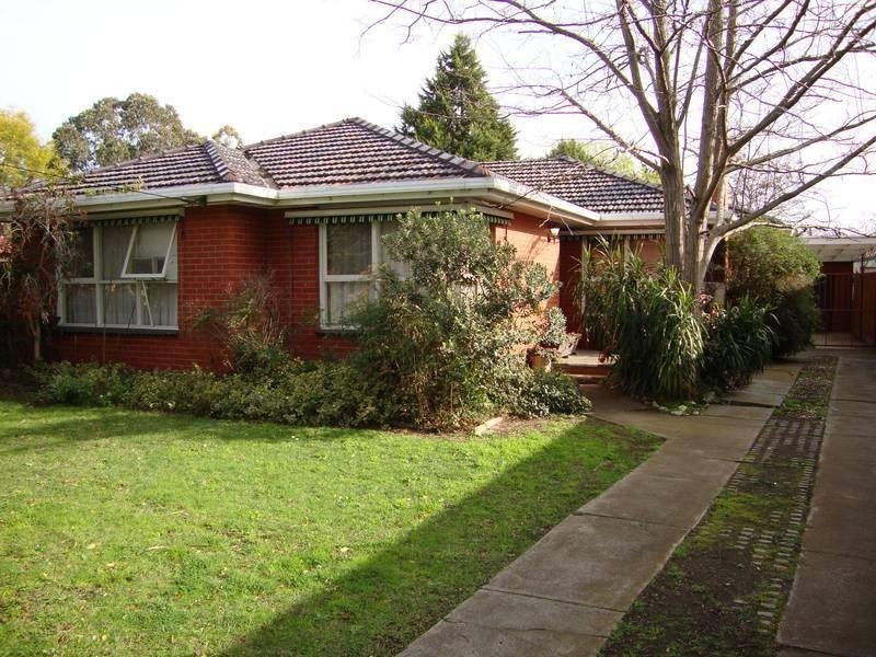 11 Flannery Court, Oak Park VIC 3046