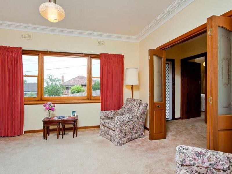 8 View Street, Essendon West VIC 3040