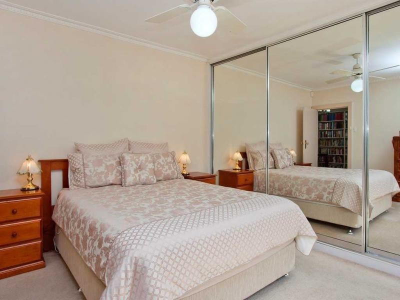 24 Garnet Street, Brunswick VIC 3056