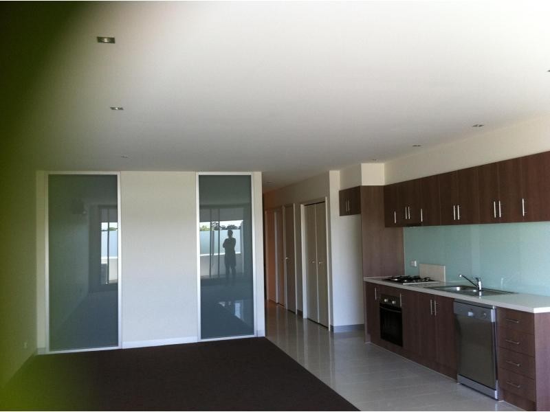 4/74 Keilor Road, Essendon North VIC 3041