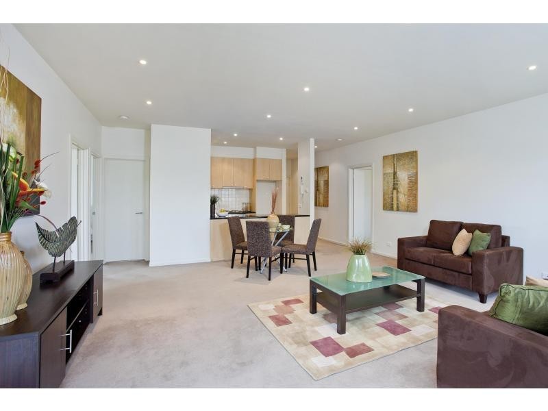 13/2 North Avenue, Essendon VIC 3040