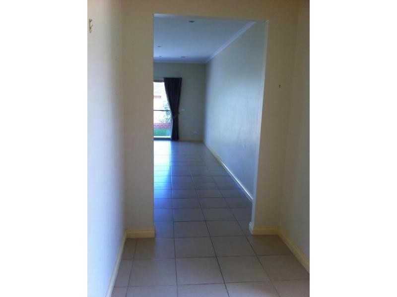 12/3-7 NERISSA Grove, Oak Park VIC 3046