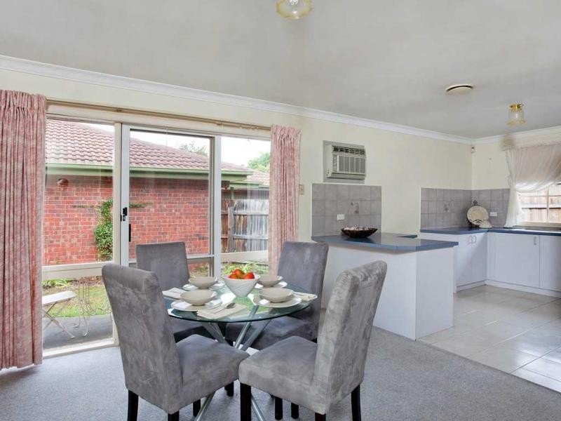 1/45 Roland Avenue, Strathmore VIC 3041