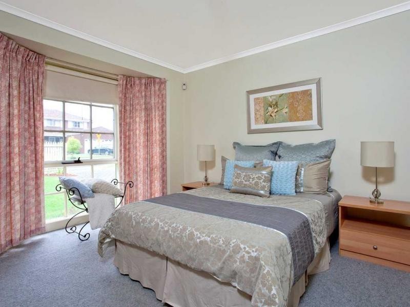 1/45 Roland Avenue, Strathmore VIC 3041