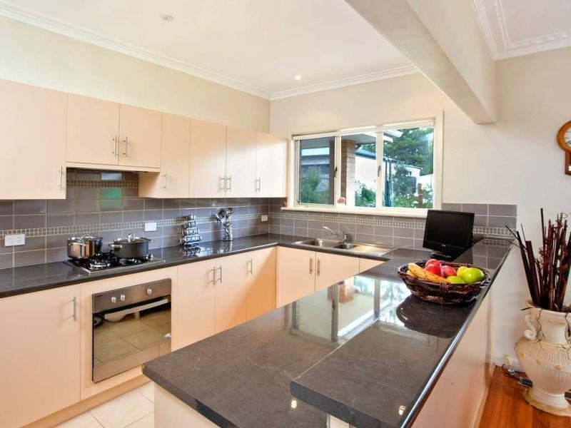 23 Dagonet Street, Strathmore VIC 3041