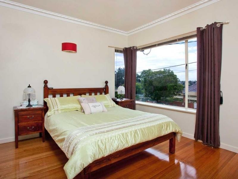 23 Dagonet Street, Strathmore VIC 3041