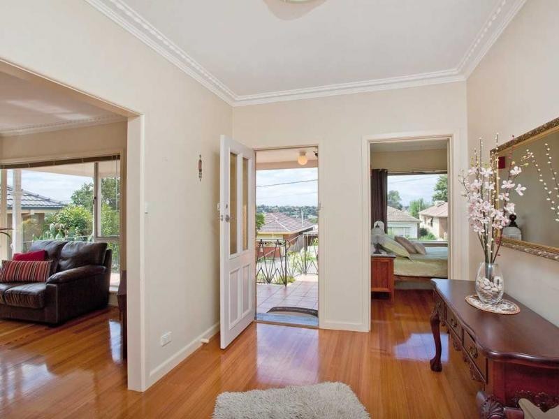 23 Dagonet Street, Strathmore VIC 3041