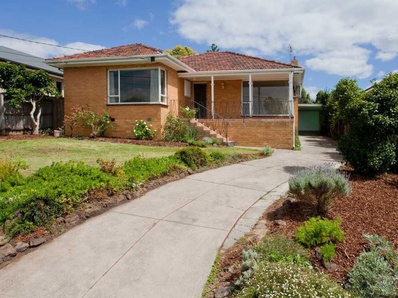 23 Dagonet Street, Strathmore VIC 3041