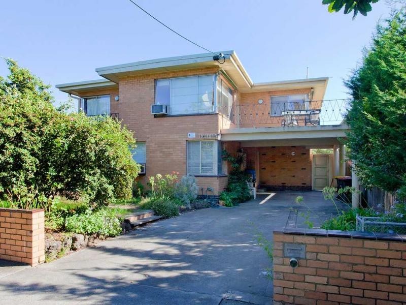 11/18 Fletcher Street, Essendon VIC 3040