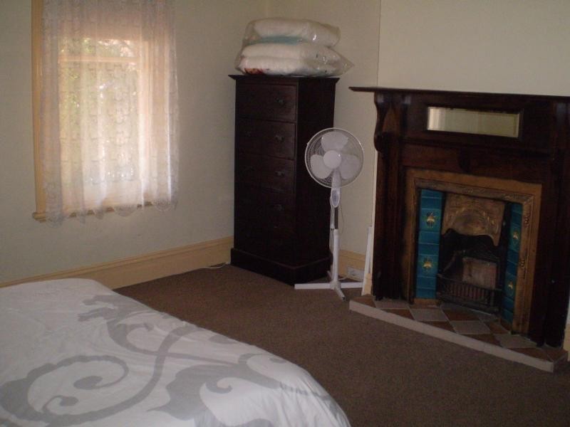 185 Napier Street, Strathmore VIC 3041